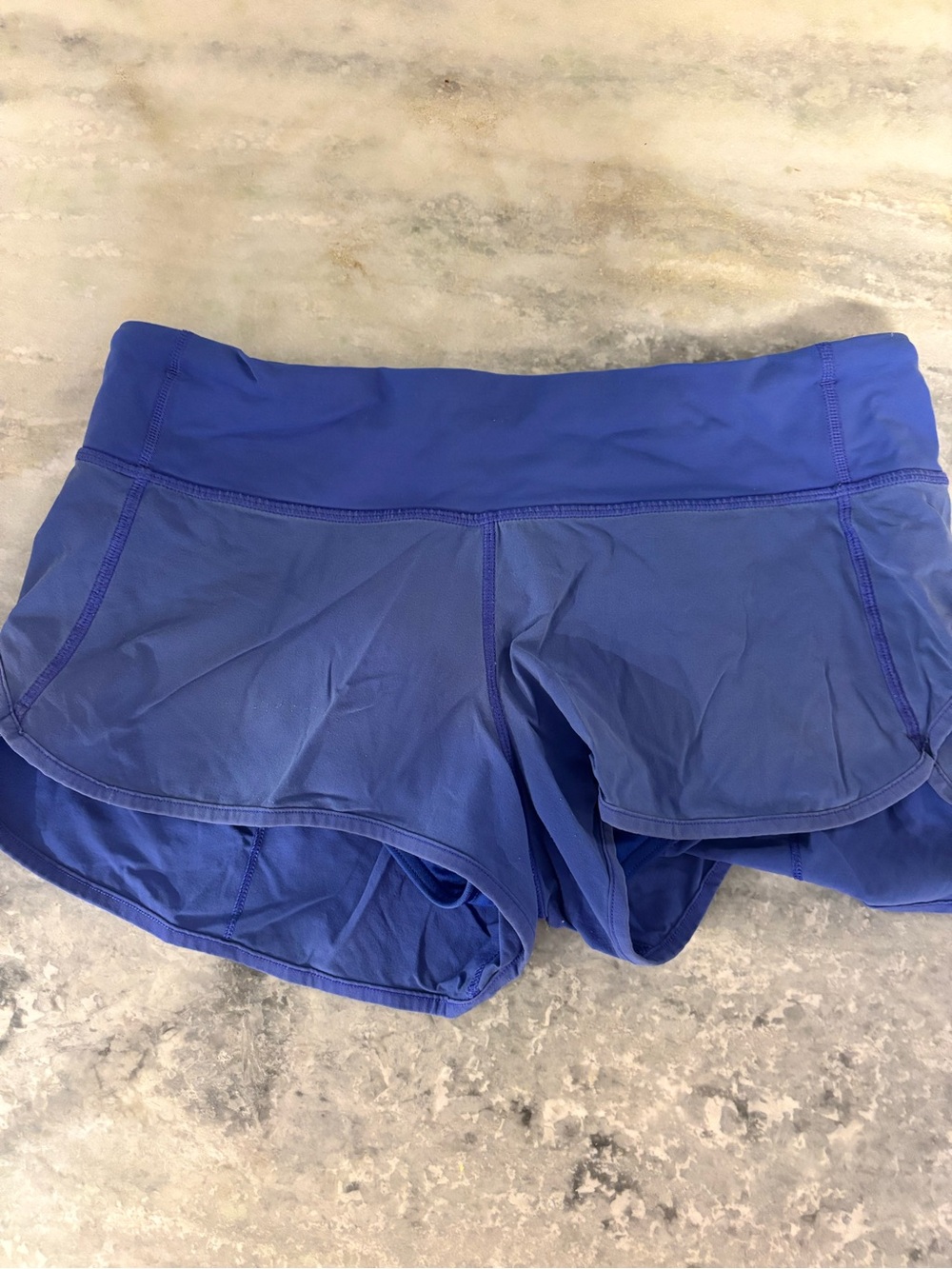 lululemon athletica Women’s Athletic Shorts sz 6 in Royal Blue